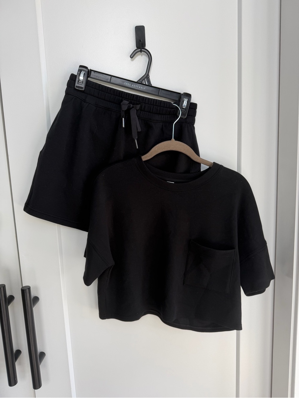 *SET* SPANX Size M Black Athletic shirt/Size S skirt